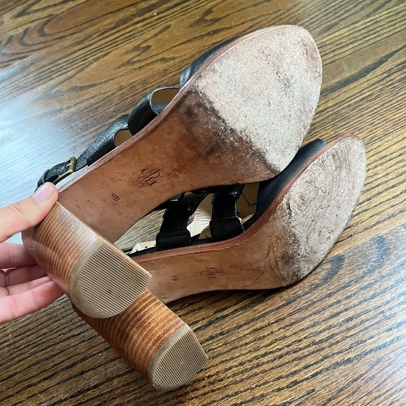 Cole Haan black leather sandals heels buckle women’s  size 9 - Picture 6 of 10